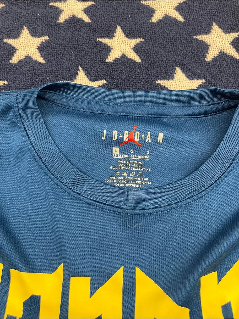 Jordan Blue Short Sleeve Tee with Yellow & White Graphic Boys Size Large 14/16